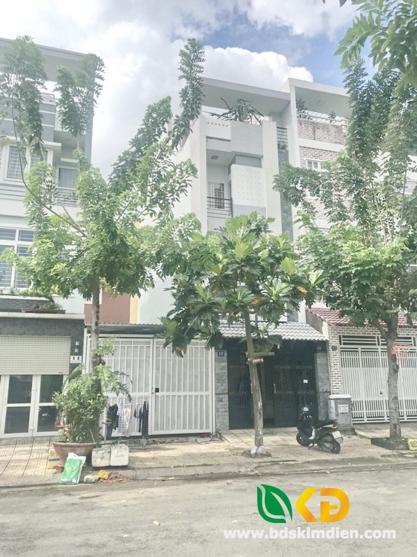Bán gấp nhà phố mặt tiền 1 trệt 3 lầu khu Dân cư An Phú Hưng quận 7.